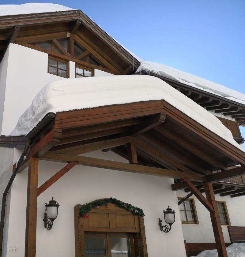 Hotel Perla 마돈나 디 캄필리오 외부 사진